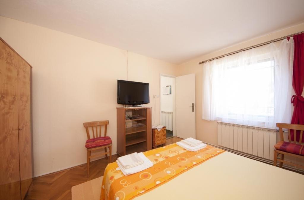 Apartments Gorana Splitska Zimmer foto