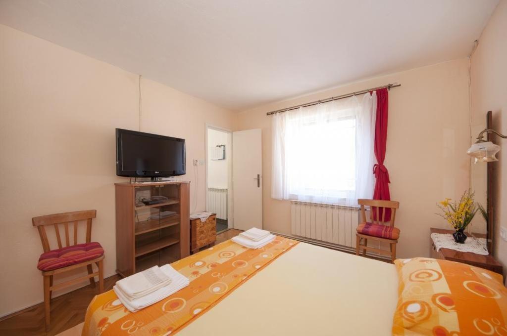 Apartments Gorana Splitska Zimmer foto